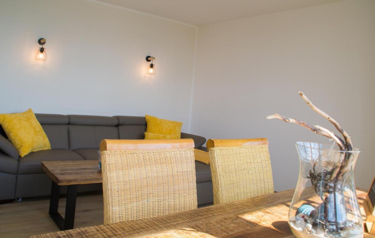 Ferienappartement Mit Seeblick In Der Villa Columba Sellin  Exterior photo